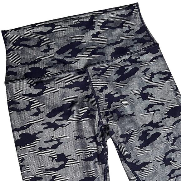 Zyia Active Silver Camo Supreme Hi-Rise 7/8 24", Size 6/8 - Picture 5 of 8